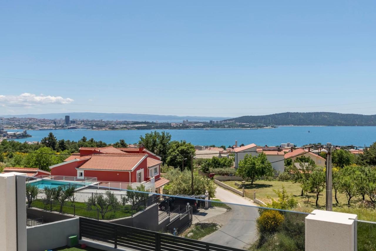 Luxury Villa La Nonna Ana - Heated Pool, Sea View, Near Split Kaštela Extérieur photo