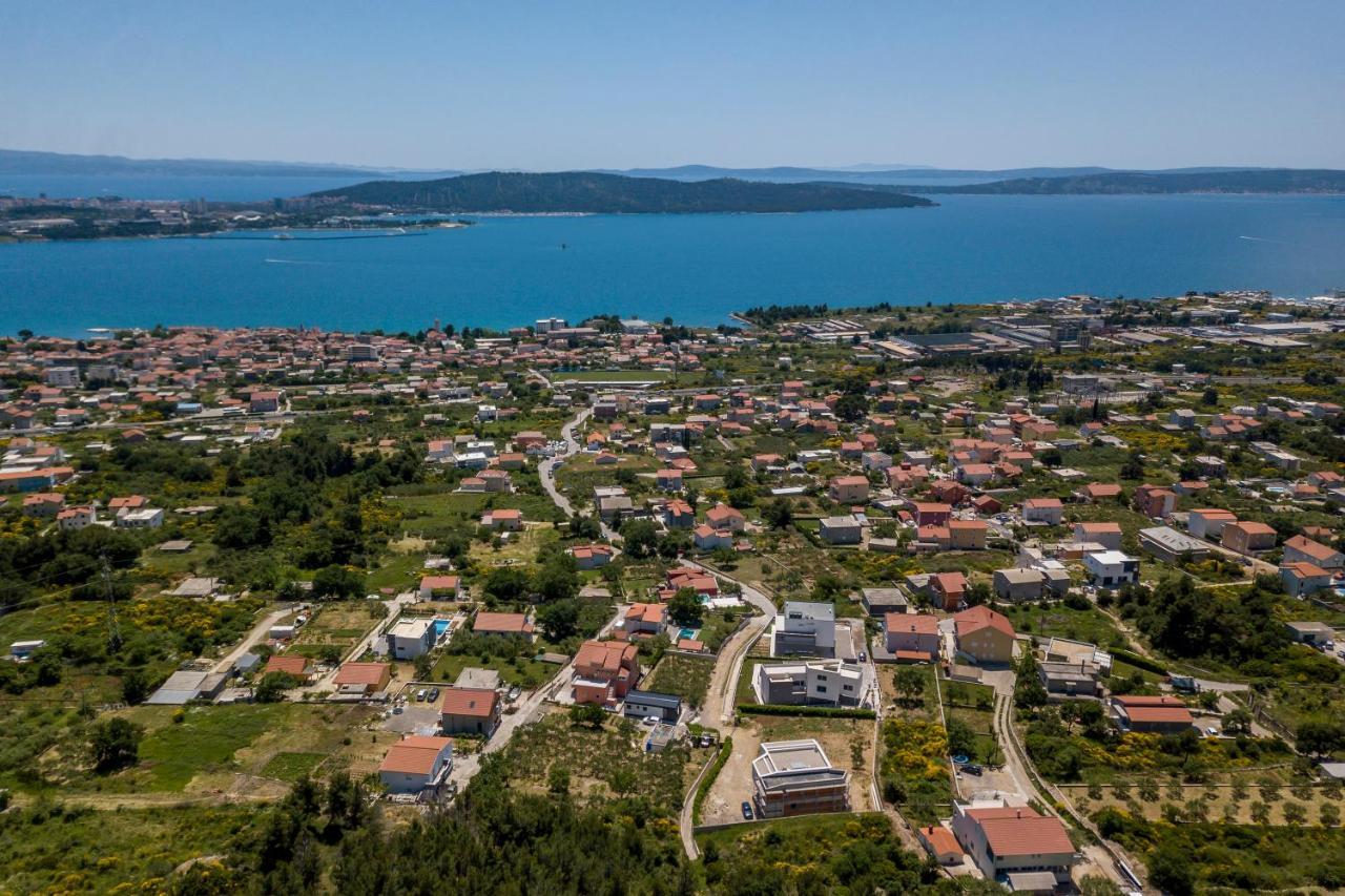 Luxury Villa La Nonna Ana - Heated Pool, Sea View, Near Split Kaštela Extérieur photo